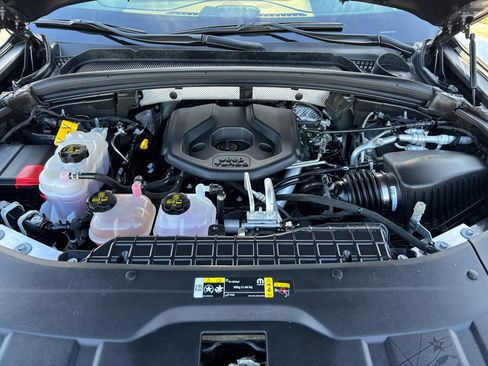 Used 2024 Jeep Grand Cherokee Limited 4xe w/ Luxury Tech Group II image 41