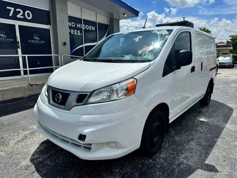 Used 2019 Nissan NV200 S w/ Cruise Control Package FWD image 1
