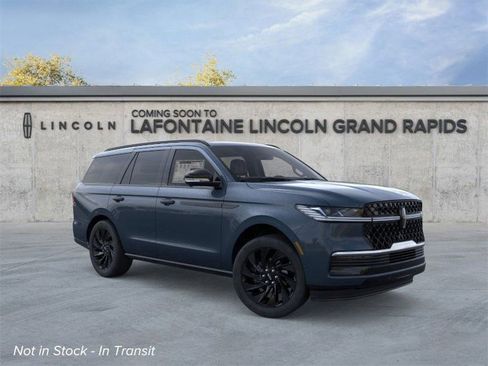 New 2025 Lincoln Navigator Reserve w/ Jet Appearance Package image 7