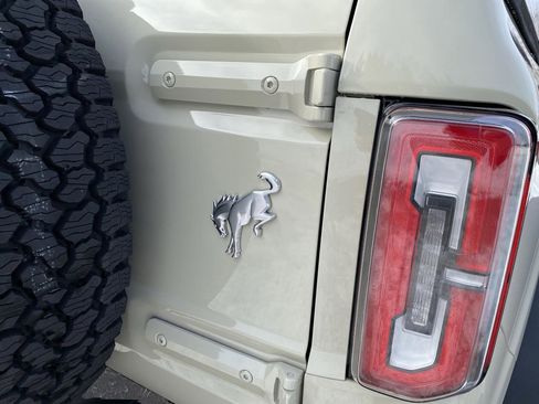 New 2025 Ford Bronco Badlands w/ Sasquatch Package image 46