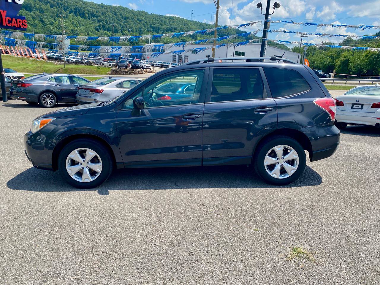 Used 2014 Subaru Forester 2.5i Premium AWD/4WD image 5