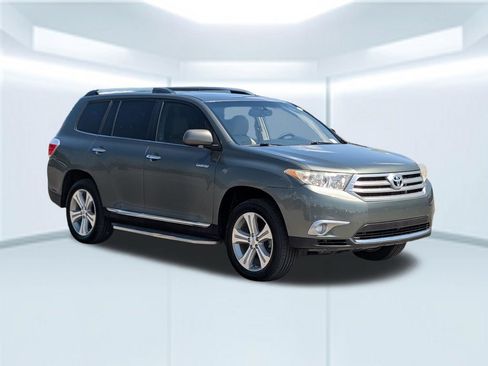 Used 2013 Toyota Highlander Limited FWD image 8