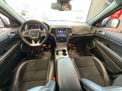 Used 2015 Jeep Grand Cherokee SRT w/ Trailer Tow Group IV AWD/4WD image 8