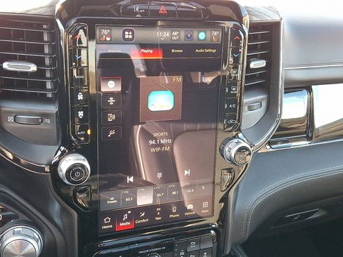 Used 2025 RAM 1500 Limited w/ Trailer Tow Group image 17