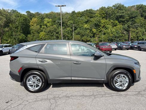 New 2026 Hyundai Tucson SE AWD/4WD image 8