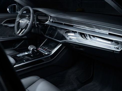 Used 2023 Audi S8 4.0 TFSI image 10