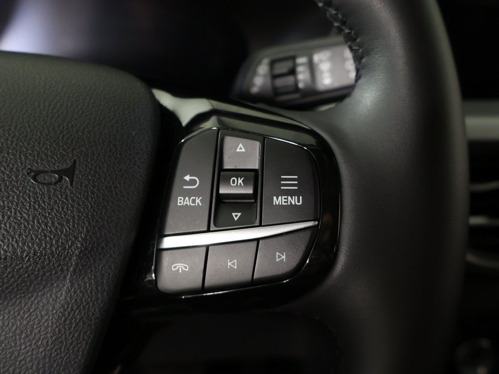 Used 2023 Ford Escape Platinum w/ Premium Technology Package AWD/4WD image 49