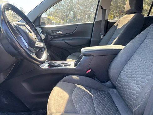 Used 2019 Chevrolet Equinox LT image 10