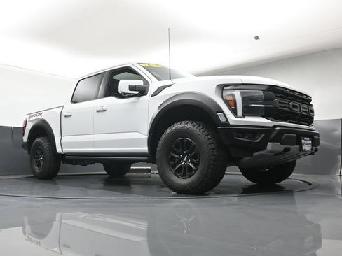 Used 2024 Ford F150 Raptor AWD/4WD image 36