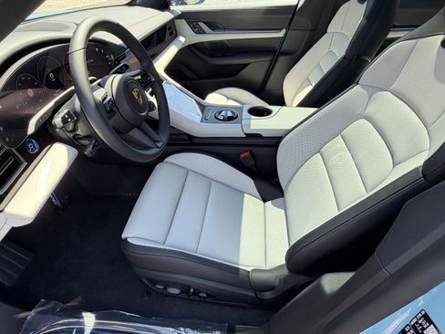 New 2026 Porsche Taycan RWD image 4