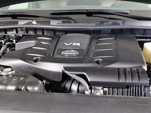 Used 2024 Nissan Armada Platinum image 22