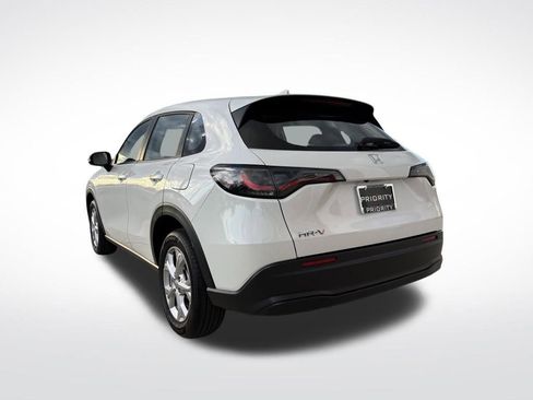 Used 2025 Honda HR-V LX image 3