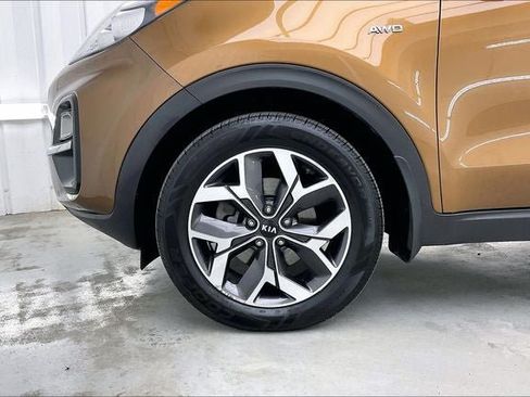 Used 2020 Kia Sportage EX w/ Option Group 15 AWD/4WD image 10