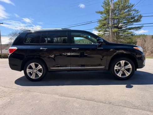 Used 2013 Toyota Highlander Limited image 4