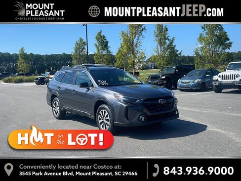 Used 2024 Subaru Outback Premium AWD/4WD image 1