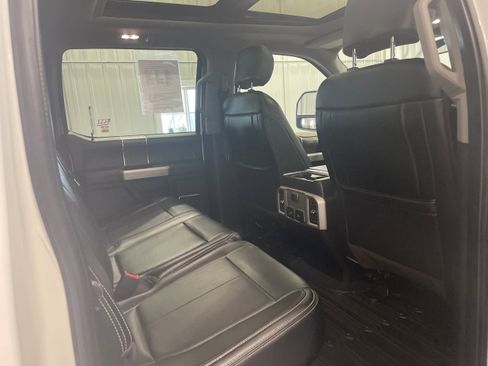 Used 2020 Ford F250 Lariat w/ Lariat Ultimate Package image 28