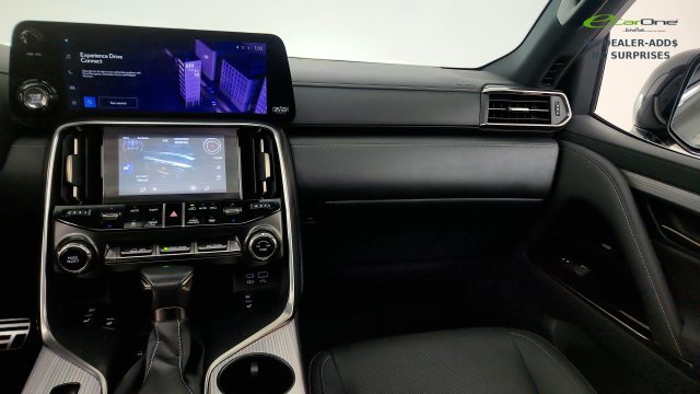 Used 2022 Lexus LX 600 F Sport w/ Accessory Package (Z1) AWD/4WD image 57
