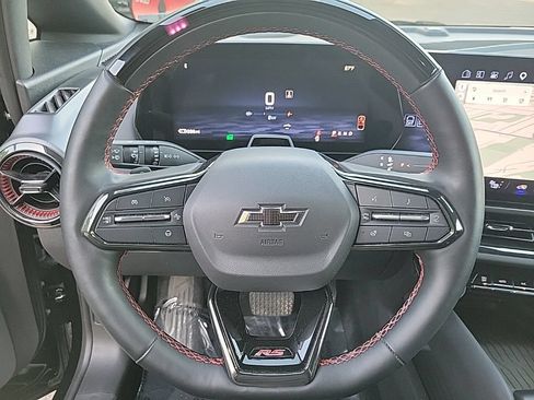 Used 2024 Chevrolet Equinox EV RS AWD/4WD image 31