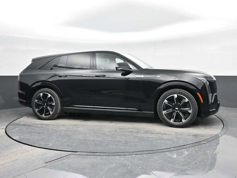 New 2025 Cadillac Escalade IQ Sport 1 w/ Smart Trailering package AWD/4WD image 9