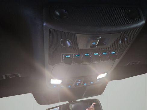 Used 2019 Ford F150 Raptor w/ Equipment Group 802A Luxury AWD/4WD image 25
