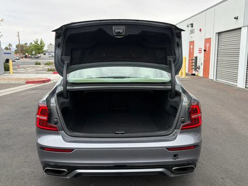 Used 2021 Volvo S60 T5 Momentum AWD/4WD image 12
