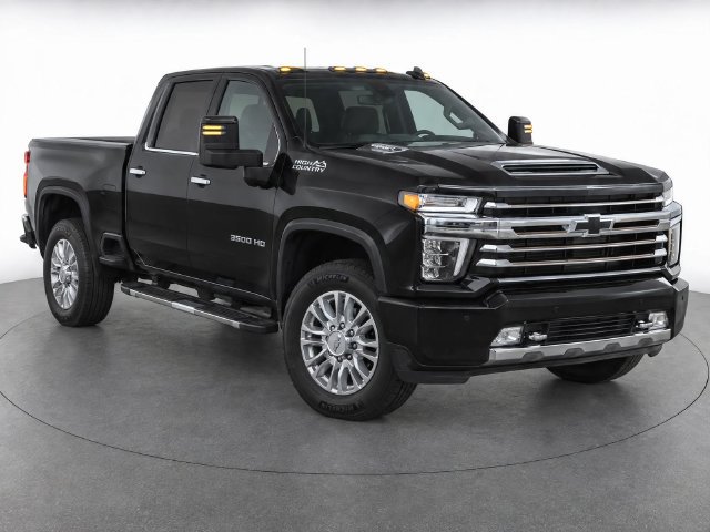 Used 2020 Chevrolet Silverado 3500 High Country w/ Technology Package AWD/4WD image 2