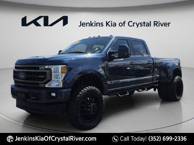 Used 2020 Ford F350 Lariat w/ Chrome Package AWD/4WD image 16