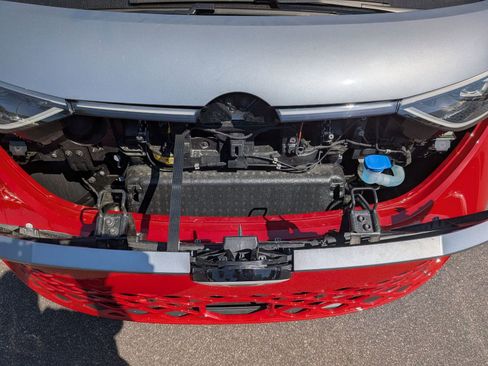 Used 2025 Volkswagen ID. Buzz Pro S Plus image 41