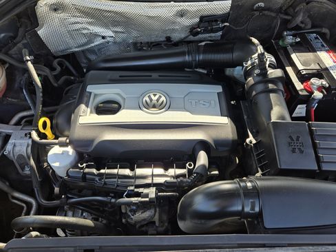 Used 2018 Volkswagen Tiguan Limited w/ Premium Package FWD image 29