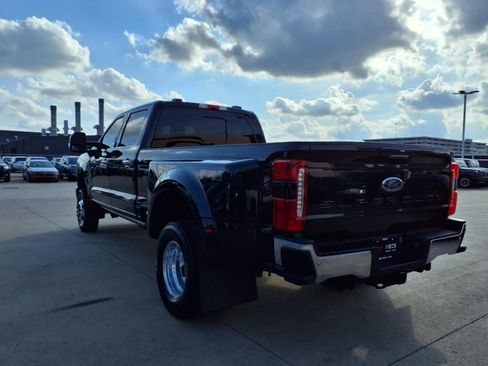 Used 2023 Ford F350 Lariat w/ Lariat Ultimate Package image 5