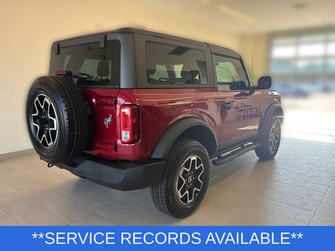 Used 2025 Ford Bronco 2-Door AWD/4WD image 3