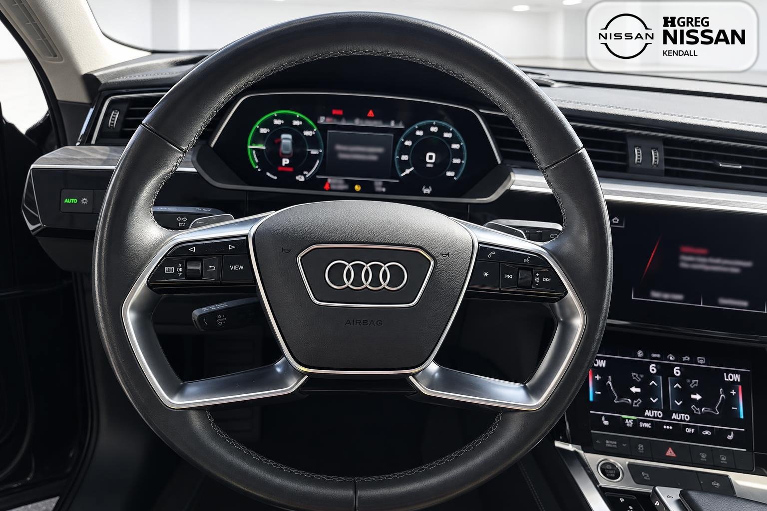 Used 2024 Audi Q8 e-tron Premium AWD/4WD image 9
