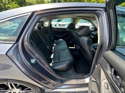 Used 2022 Honda Accord Touring image 41