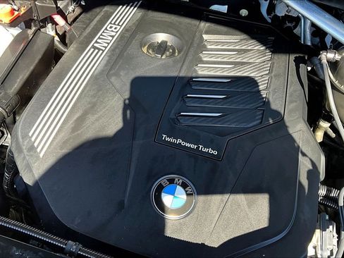 Used 2019 BMW X5 xDrive40i image 32