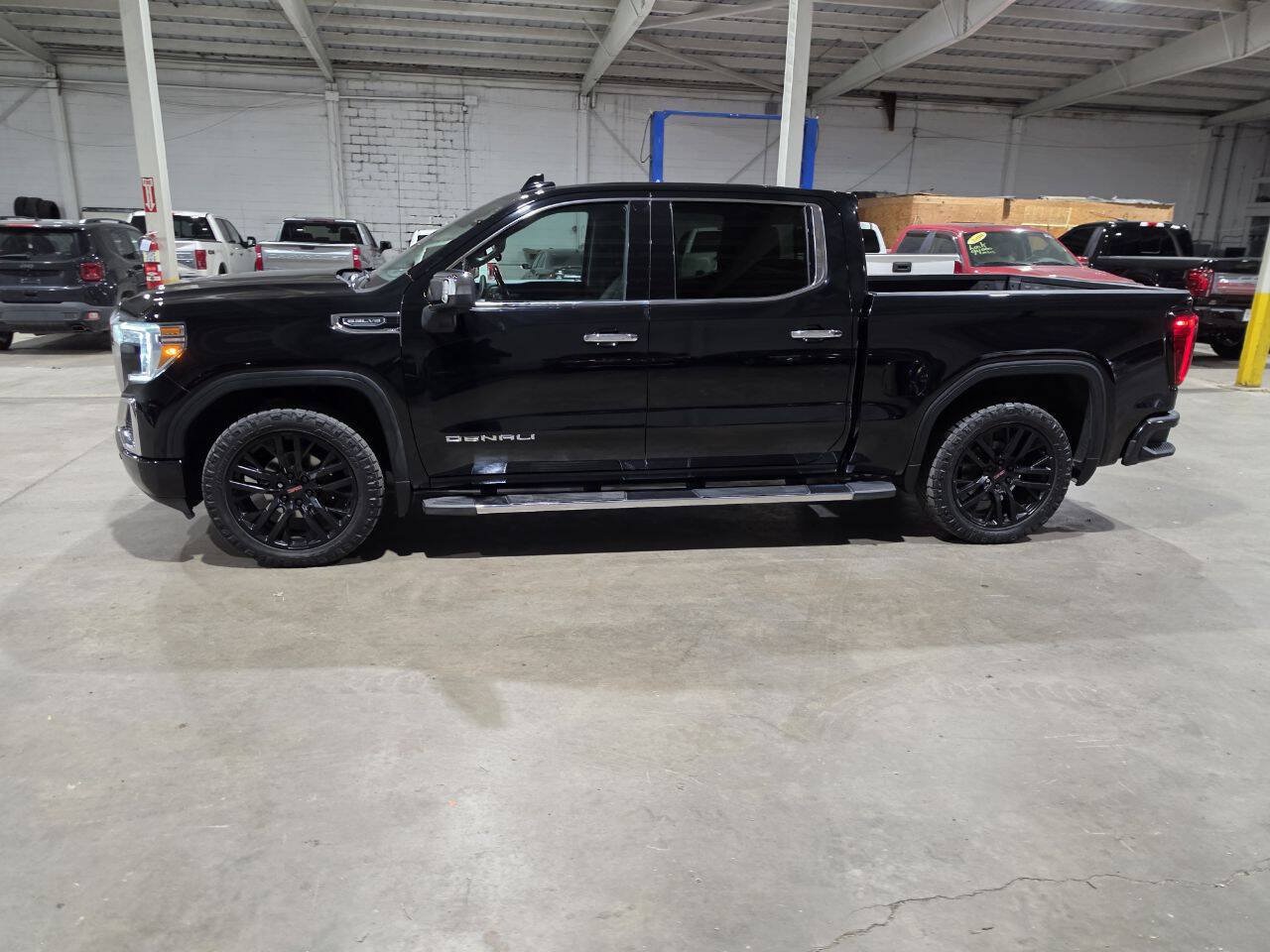 Used 2019 GMC Sierra 1500 Denali w/ Driver Alert Package II AWD/4WD image 5