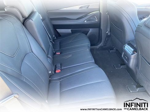 New 2025 INFINITI QX60 Luxe w/ Black Edition image 13