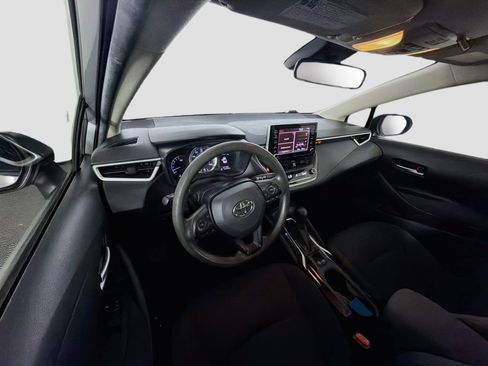Used 2020 Toyota Corolla LE w/ Protection Package FWD image 18