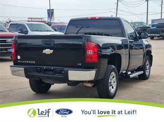 Used 2011 Chevrolet Silverado 1500 W/T w/ LS Package RWD video 3