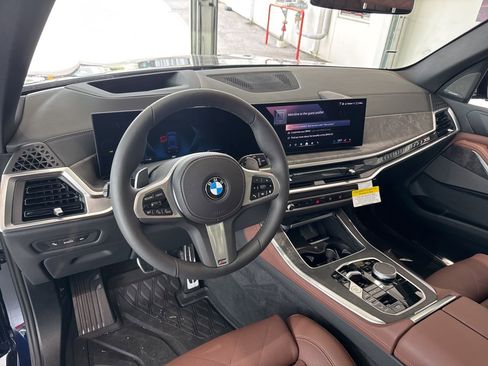 New 2026 BMW X5 xDrive40i w/ M Sport Package AWD/4WD image 18