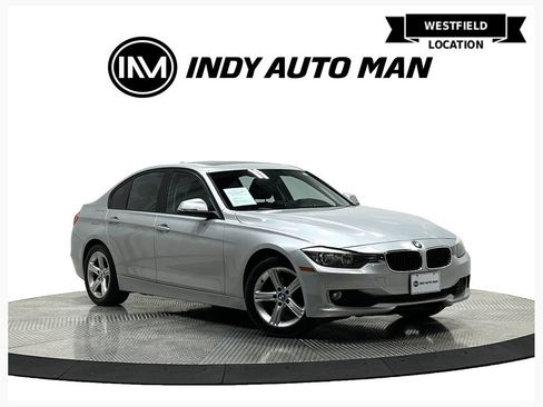 Used 2013 BMW 328i xDrive Sedan AWD/4WD image 1