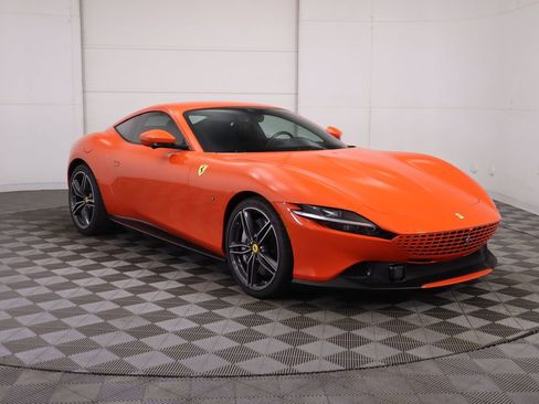 Used 2021 Ferrari Roma image 3