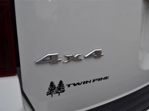 Used 2016 Jeep Compass High Altitude image 37