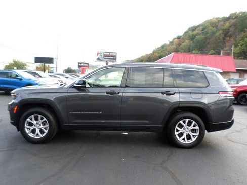Used 2022 Jeep Grand Cherokee L Limited image 9