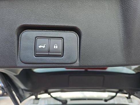 New 2026 Nissan Rogue SV FWD image 18