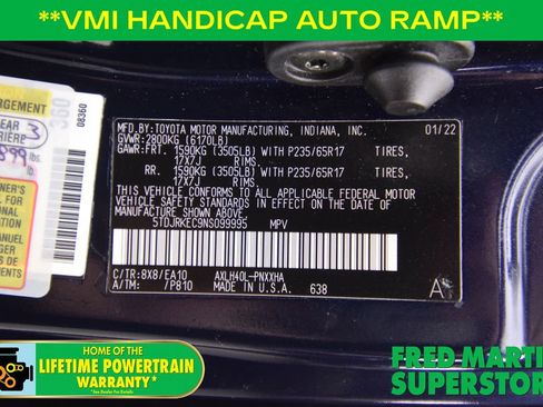 Used 2022 Toyota Sienna XLE image 37