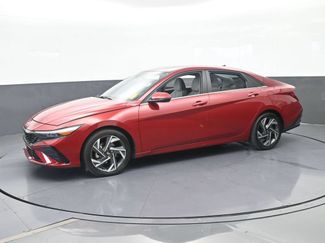 Used 2024 Hyundai Elantra Limited FWD video 2