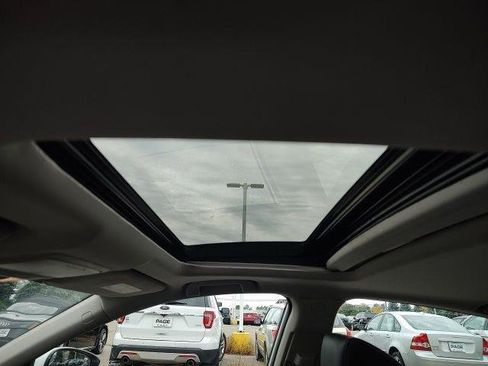 Certified 2020 Honda Accord EX-L image 6