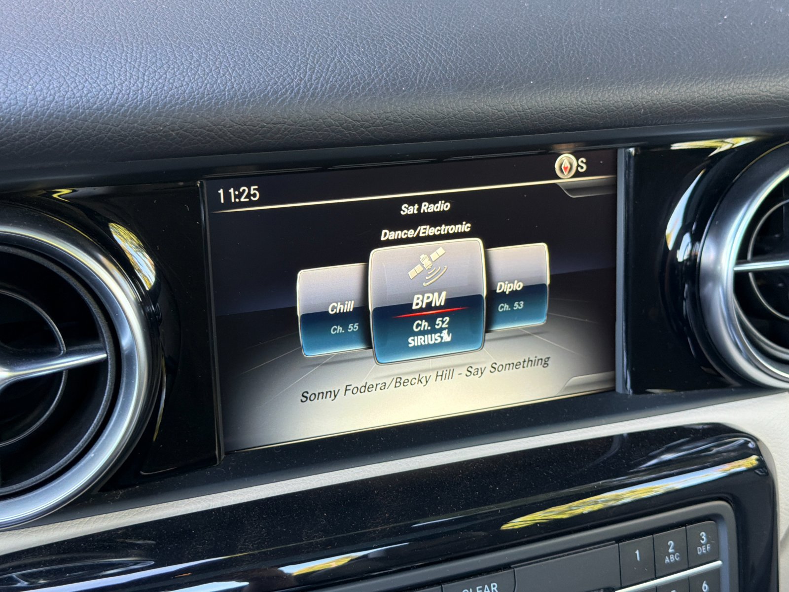 Used 2019 Mercedes-Benz SLC 43 AMG image 14