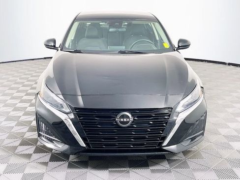 Used 2023 Nissan Altima 2.5 S image 3