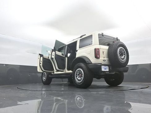 New 2026 Ford Bronco Outer Banks w/ Sasquatch Package AWD/4WD image 46